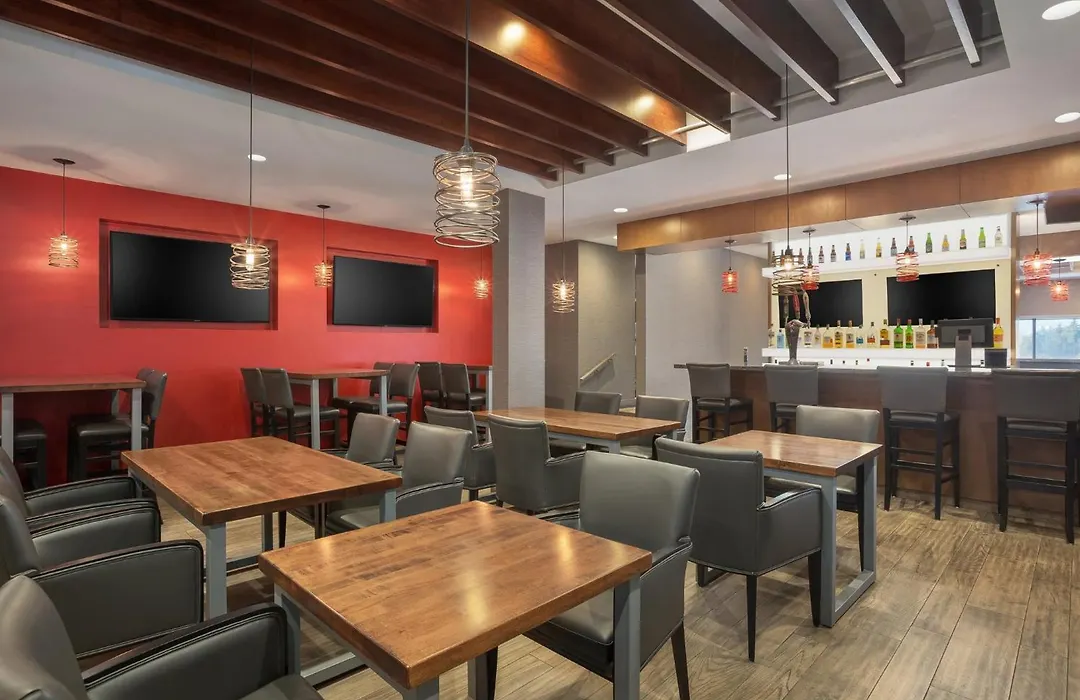 Holiday Inn Calgary Airport By Ihg-1